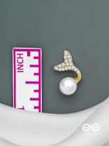 MYSTIC MERMAID TAILS - GOLDEN EMBELLISHED EARRINGS