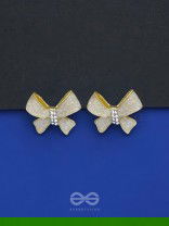 RETRO RIBBON RADIANCE - GOLDEN EMBELLISHED EARRINGS