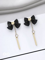 MIDNIGHT BOW - GOLDEN EMBELLISHED EARRINGS