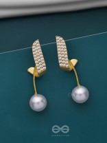 THE MELODIC TWIST - GOLDEN EMBELLISHED EAR JACKETS