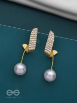 THE MELODIC TWIST - GOLDEN EMBELLISHED EAR JACKETS