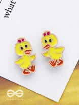 THE TWEETY PIE - GOLDEN EMBELLISHED STUD EARRINGS