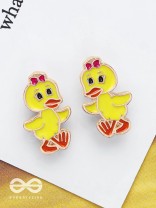 THE TWEETY PIE - GOLDEN EMBELLISHED STUD EARRINGS