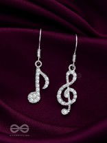THE MUSICAL NOTES - SILVER SPARKLING EARRINGS
