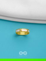 CHAMBER OF SECRETS - GOLDEN AND WHITE EMBELLISHED RING (ADJUSTABLE)