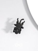 A MAJESTIC PROWL - STATEMENT BLACK RING (ADJUSTABLE)