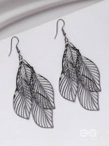 LEAF ME BREATHLESS - SILVER STATEMENT EARRINGS