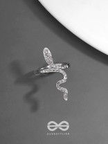 STUDDED SLYTHERIN - STATEMENT SILVER RING (ADJUSTABLE)