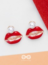 RUBY LIP CHARM - GOLDEN EMBELLISHED EARRINGS