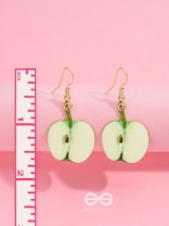 SWEET APPLE SERENADE - GOLDEN EMBELISHED EARRINGS