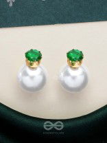 A MYSTIC PEARL - GOLDEN EMBELLISHED EARRINGS (GREEN)