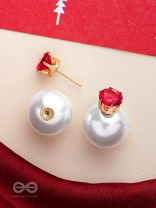 A MYSTIC PEARL - GOLDEN EMBELLISHED EARRINGS (MAGENTA)