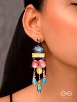 The Bright Delight - Golden Embellished Earrings
