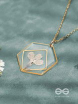 The Fairy Bloom - Pressed Flower Resin Pendant With Anti-Tarnish Coating