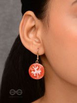 The Tangy Twist - Golden Drop Earrings