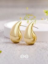 The Glistening Drops - Classy Golden Stud Earrings