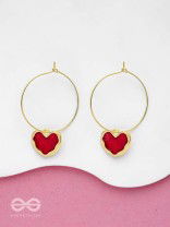 THE HEARTFELT EMBRACE - GOLDEN ENAMELLED HOOPS
