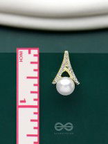 Glimmering Pearls - Golden Embellished Earrings