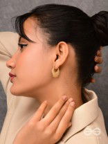 Dazzling Flickers - Golden Stainless Steel Earrings With Anti-Tarnish Coating