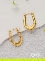 Moonbeam Echoes - Golden Stainless Steel Earrings With Anti-Tarnish Coating