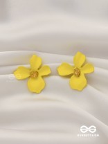 Citrine Bloom - Enameled Ear Studs