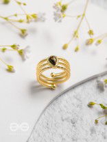 Gilded Mocha Elegance - Golden Beaded Ring 