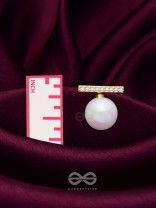 Modern Grace - Golden Embellished Ear Jackets