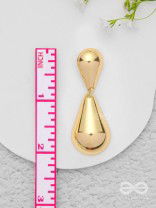 Glowing Galore - Statement Golden Earrings