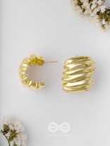 Metallic Curves - Statement Golden Earrings
