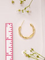 Tangled Treasures - Golden Earrings