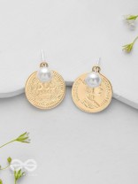 Victorian Rush - Golden Pearl Ear Jackets