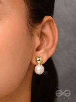 Heart's Delight - Golden Earrings