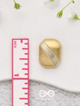 Classy Blocks - Golden Stud Earrings