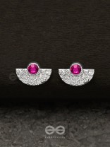 The Rouge Beauty - Textured Silver Stud Earrings