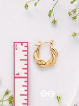 Twist N Turns - Golden Earrings