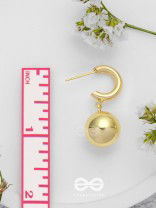 Luxurious Essence - Elegant  Golden Earrings