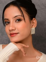 Starry Falls - Golden Embellished Earrings