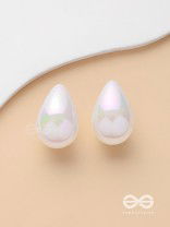 Shining Crescents - Holographic Acrylic Earrings (White)