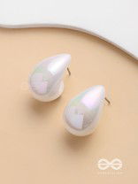 Shining Crescents - Holographic Acrylic Earrings (White)