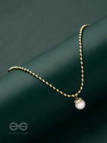 Darling Droplet - Pearl  Pendant