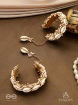 Arthogya  - The Marine Treasures - Shells And Beads Hand Embroidered Cuff Bracelets (Set Of 2)