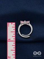 The Cindrella'S Bow - Silver Embellished Ring (Adjustable)