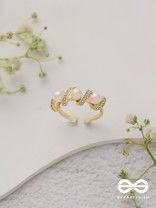 The Twisted Elegance - Cubic Zirconia Golden Ring (Adjustable)