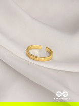 The Engraved Stars - Golden Ring (Adjustable)