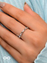 The Heart Confetti - Silver Cubic Zirconia Ring (Adjustable)