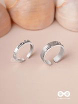 The Engraved Stories - Silver Embellished Rings (Set Of 2 Adjustable)