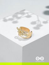 The Playful Knots - Golden Cubic Zirconia Ring (Adjustable)