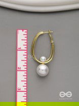 Pearl Orbit- Pearl Hoop Detachable Earrings