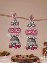 VAJRASHRINGARA-DIAMOND ADORNMENT-ENAMELLED OXIDISED MOTIFS SET ON SILVER METALWORK, EMBELLISHED WITH GLOSSY BEADS AND JHUMKAS