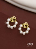 Eternal love - Golden rose studs with silver Pearls